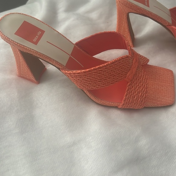 Dolce Vita Summer Sandals - Picture 2 of 5